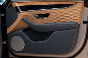 Bentley Flying Spur First Edition 2020 года  (UAE)